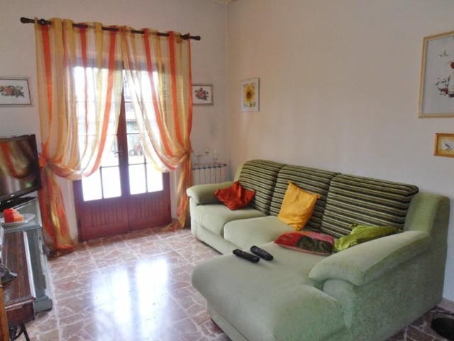 4-bedroom villa within walking distance from beach Ref: VV9011   SOLD