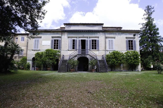 Sixteenth century refined Villa REF: APN04