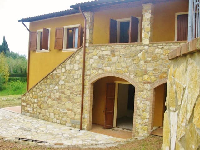 Newly built Tuscan villa Ref: AQE03 