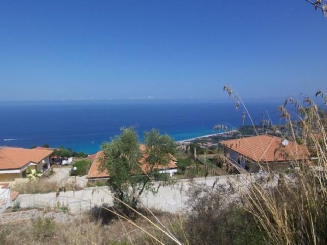 Sea view detached villa in Calabria Ref 430