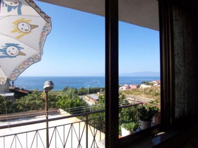 Sea view villa in Calabria Ref 434