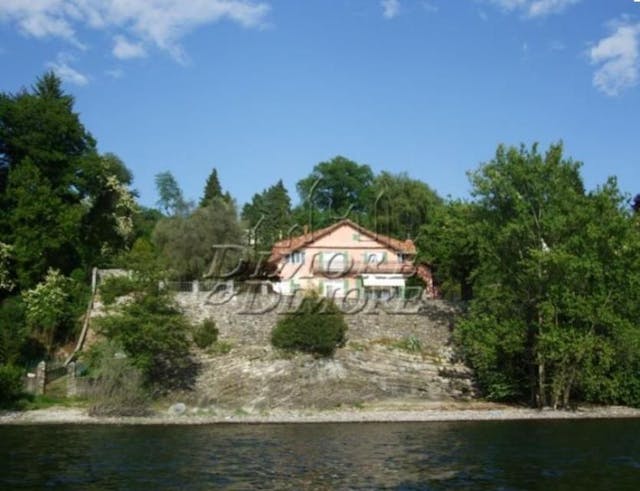 5-bedroom lakefront villa on Lake Maggiore with private beach and garden Ref A0263