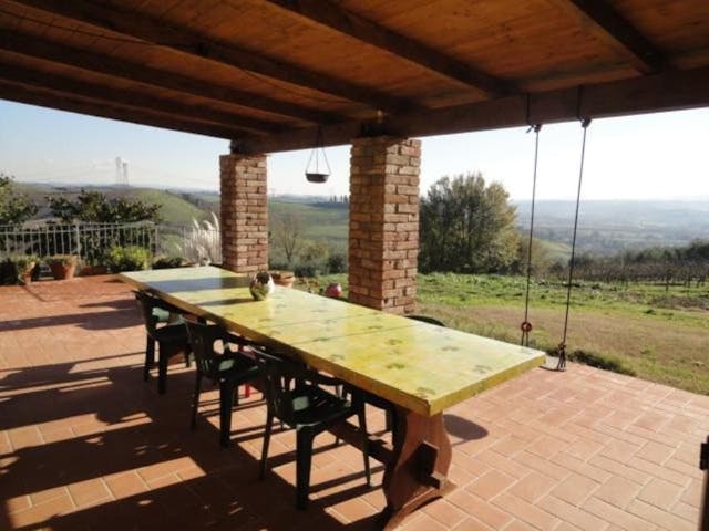 Country house with large olive grove Ref B 710