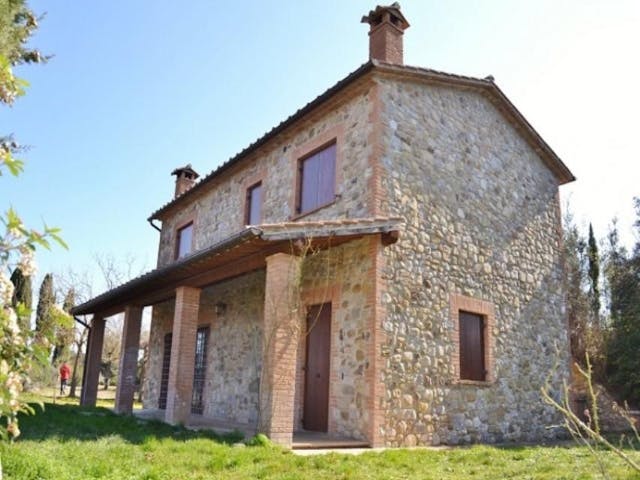 Lovely brick and stone farmhouse with land Ref: OR642M