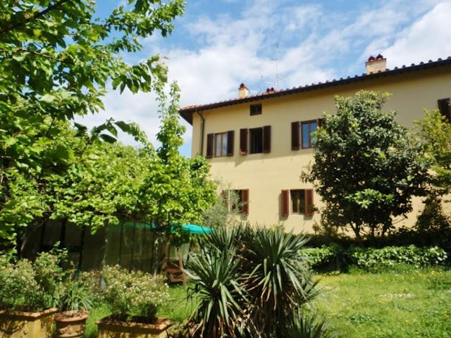 8-bedroom villa in Tuscany's Florence province Ref: PR08
