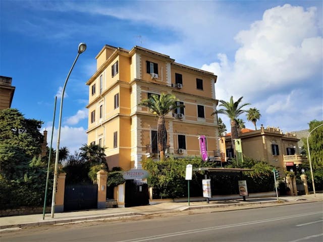 Sea-view hotel for sale in Sicily Ref: L057-16
