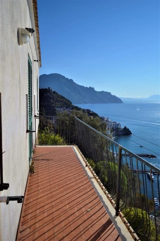 Sea-view home to renovate on the Amalfi Coast Ref: APP52