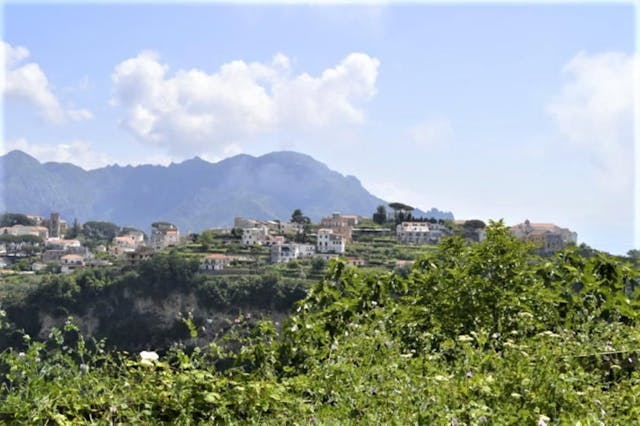 Panoramic partially refurbished country villa in Amalfi Ref: AMD65 