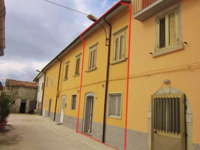 Furnished townhouse in Molise Ref: 153