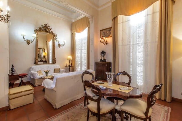 Charming Liberty apartment in the centre of Catania Ref: 072-18