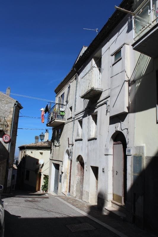 Historic centre spacious well-kept apartment in Abruzzo Ref.:500BF