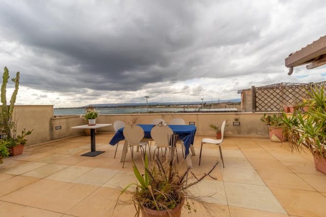 Beautiful penthouse with stunning sea view - Ref: 045-20