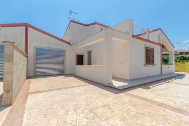 Beautiful terraced house with exclusive garden and sea view - Ref: 097-20